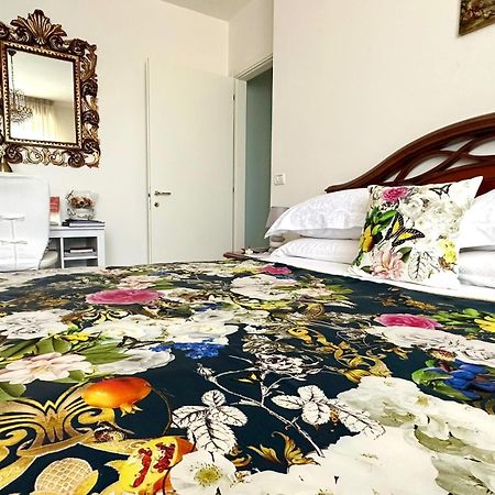 شقة Casa Di Alice بارما المظهر الخارجي الصورة