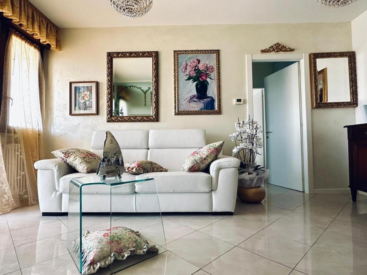 شقة Casa Di Alice بارما المظهر الخارجي الصورة
